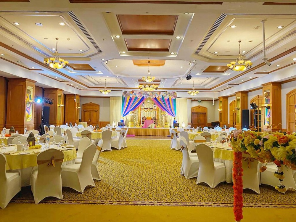 Carlton Palace Hotel Main image