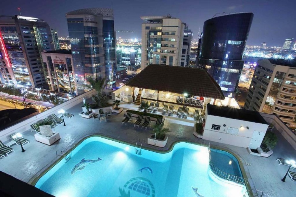 Carlton Palace Hotel